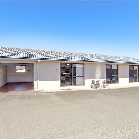 Clifford Gardens Motor Inn Toowoomba Exterior photo