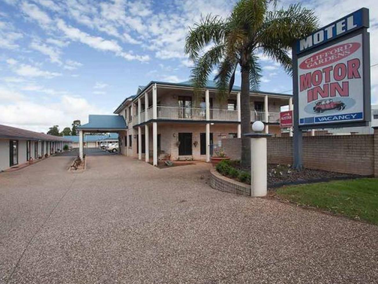 Clifford Gardens Motor Inn Toowoomba Exterior photo