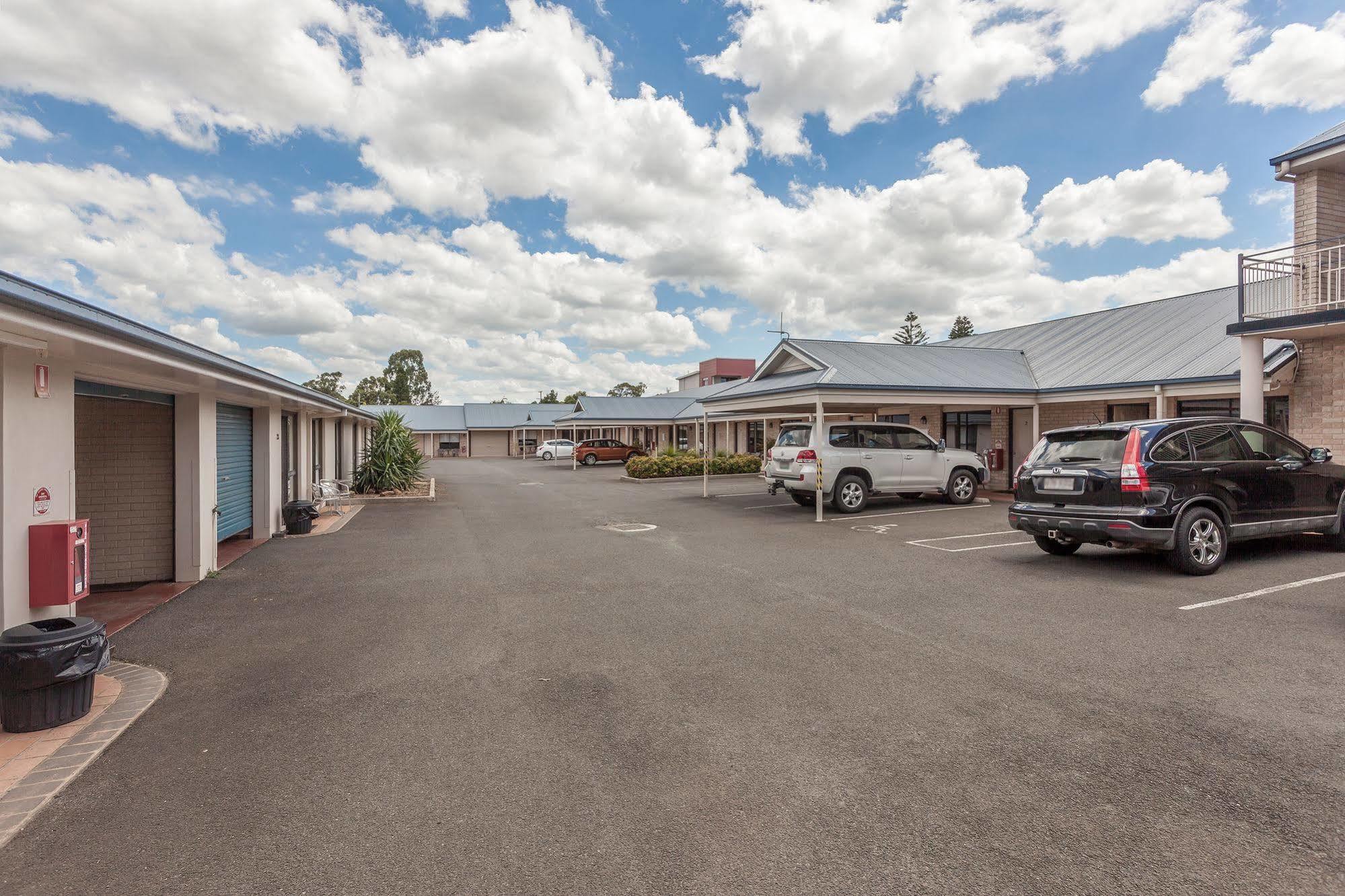 Clifford Gardens Motor Inn Toowoomba Exterior photo