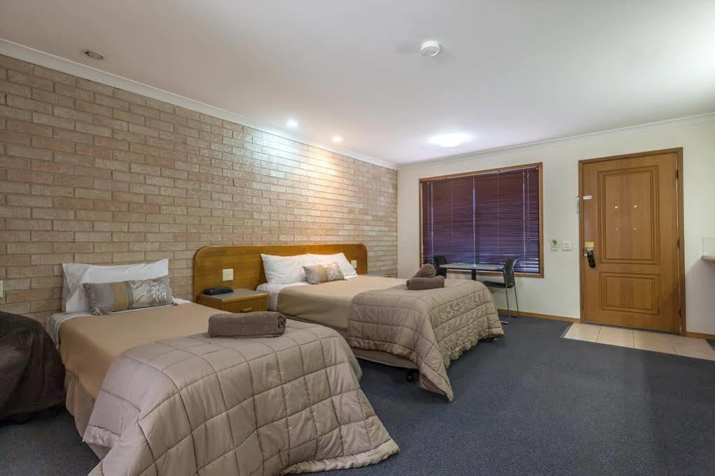 Clifford Gardens Motor Inn Toowoomba Exterior photo