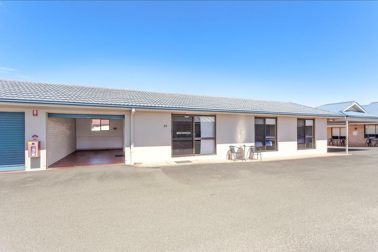 Clifford Gardens Motor Inn Toowoomba Exterior photo