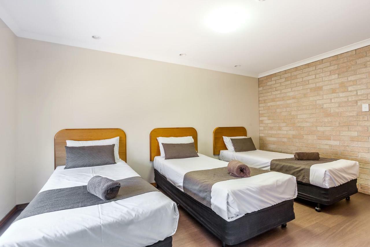 Clifford Gardens Motor Inn Toowoomba Exterior photo